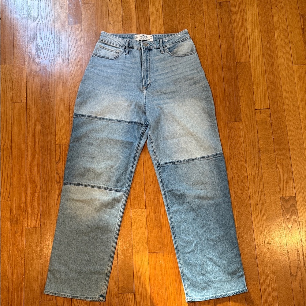 Hollister Light Blue Curvy High-Rise Dad Jeans